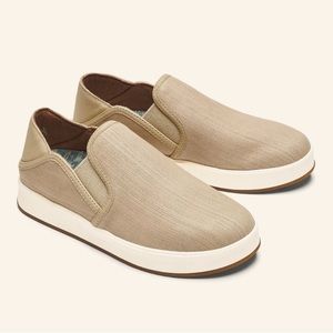 OluKai Kiihele Ili Brushed Leather Sneakers Sz 8